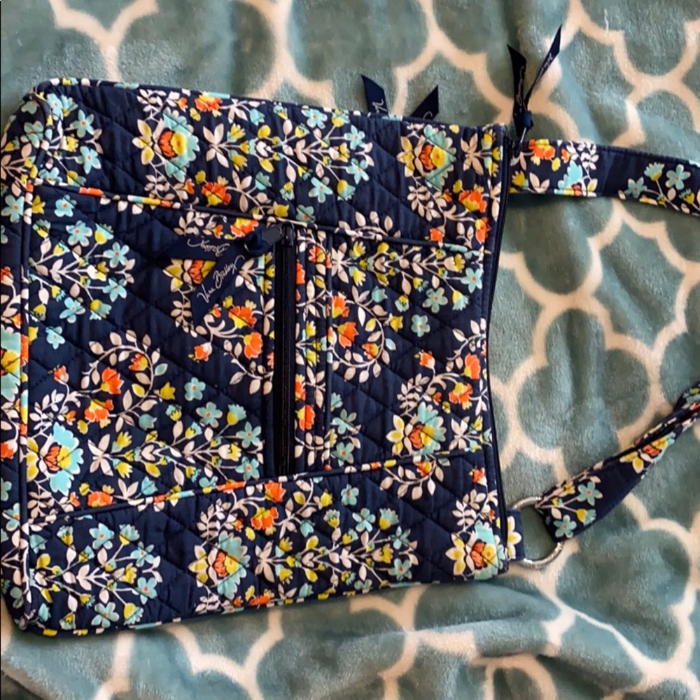 Vera Bradley crossbody iconic hipster
